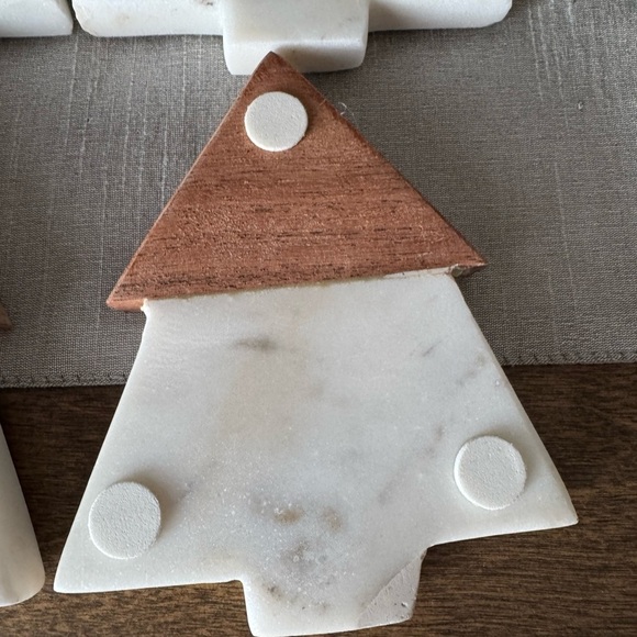 White and Brown Holiday Decor Minimalist Christmas Tree Ornaments. Set o… - Picture 7 of 8